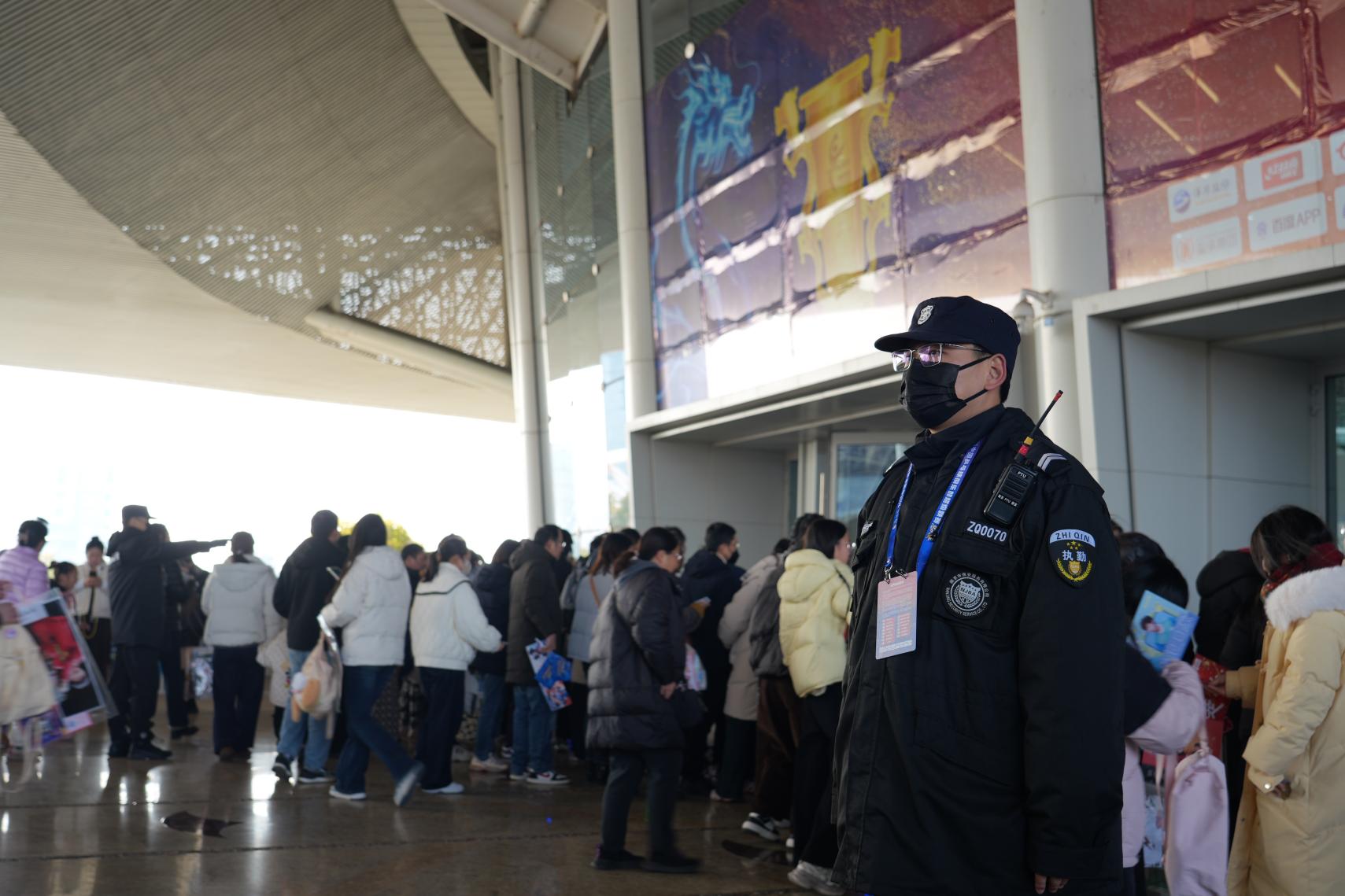 E:/25.12.10后 上传网站留存/“安保铁军、硬核保障”2025系列报道四十一——乒超巅峰对决耀金陵 南京市保硬核护航筑平安/DSC06471.JPGDSC06471